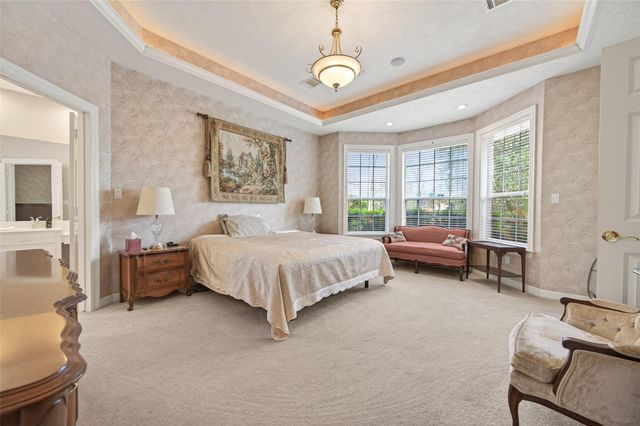 13 Wedgewood Boulevard, Conroe, TX 77304