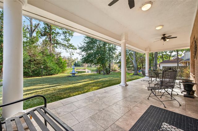 13 Wedgewood Boulevard, Conroe, TX 77304