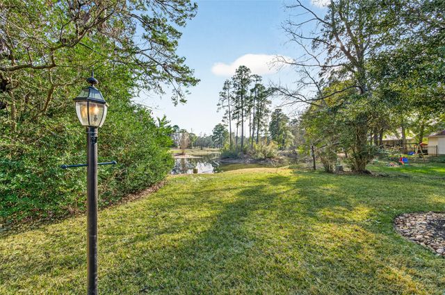 13 Wedgewood Boulevard, Conroe, TX 77304