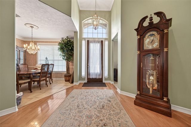 13 Wedgewood Boulevard, Conroe, TX 77304