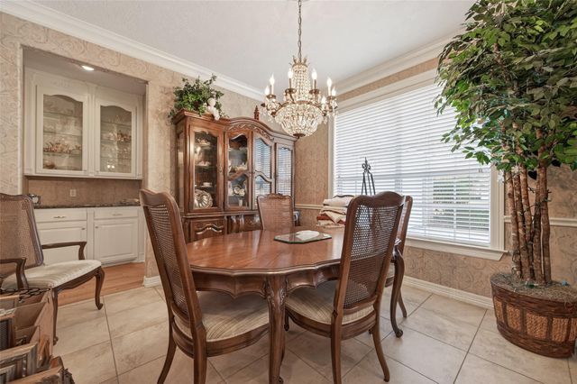 13 Wedgewood Boulevard, Conroe, TX 77304