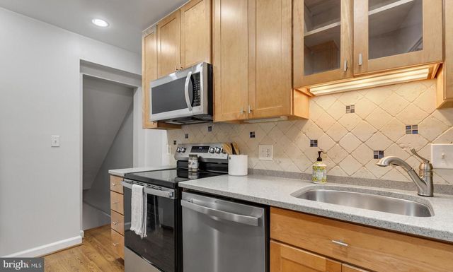 4628 31ST RD S, Arlington, VA 22206