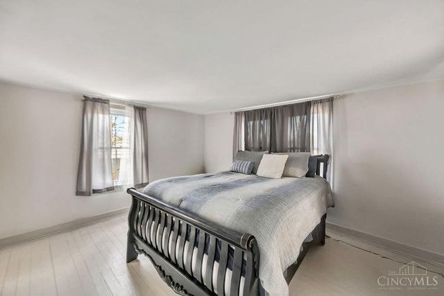 45 S Lake Avenue, Glendale, OH 45246