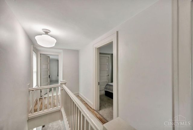 45 S Lake Avenue, Glendale, OH 45246