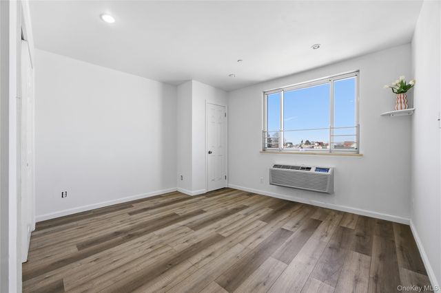 106-07 Northern Boulevard 5B, Corona, NY 11368
