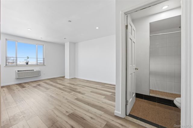 106-07 Northern Boulevard 5B, Corona, NY 11368