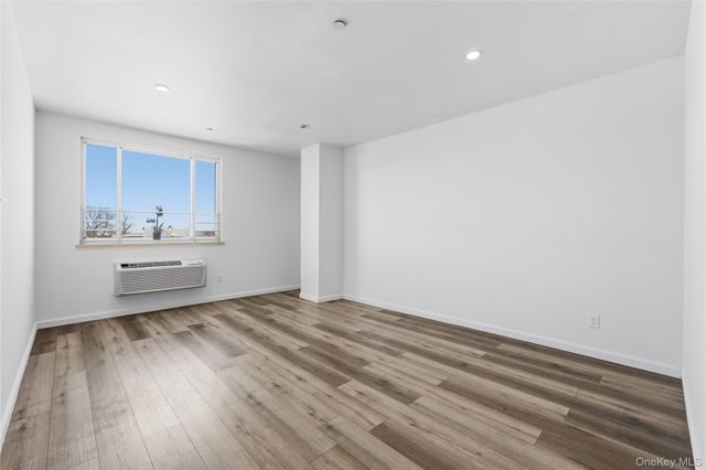 106-07 Northern Boulevard 5B, Corona, NY 11368
