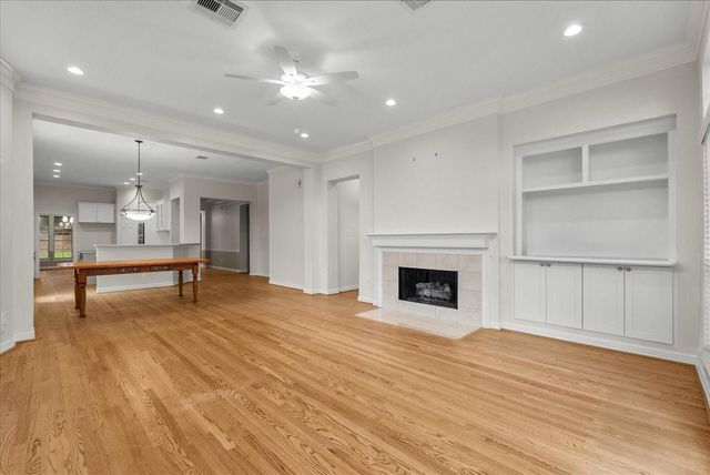 2416 Thorndon Park Court, League City, TX 77573