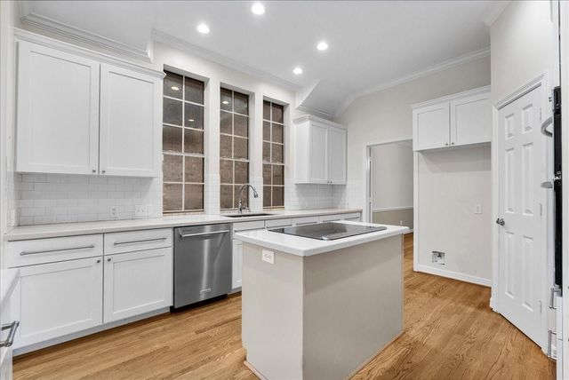 2416 Thorndon Park Court, League City, TX 77573