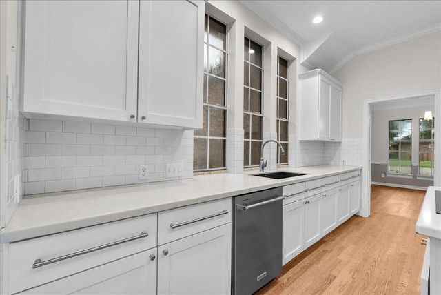 2416 Thorndon Park Court, League City, TX 77573