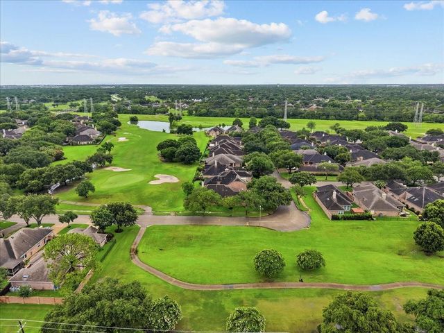 2416 Thorndon Park Court, League City, TX 77573