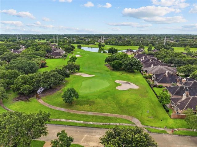 2416 Thorndon Park Court, League City, TX 77573