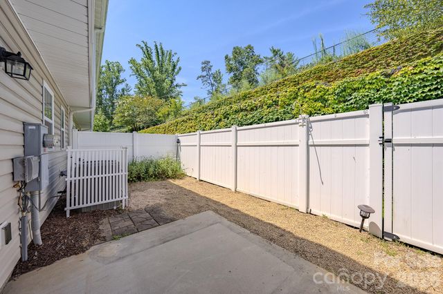 19 Barnett Shoals Drive, Weaverville, NC 28787