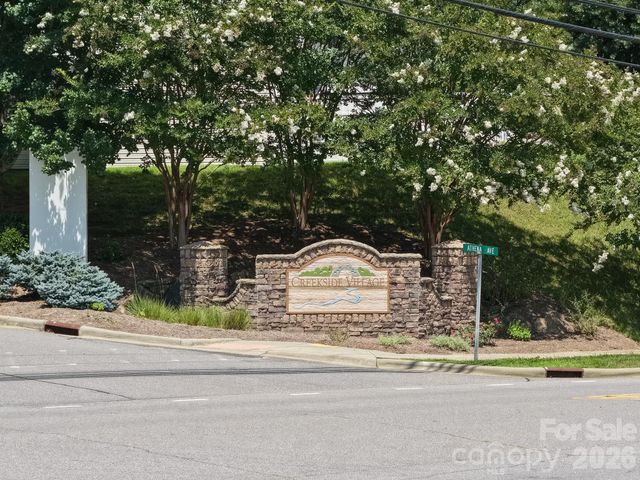 19 Barnett Shoals Drive, Weaverville, NC 28787