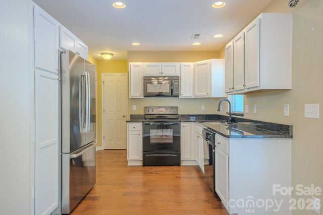 19 Barnett Shoals Drive, Weaverville, NC 28787
