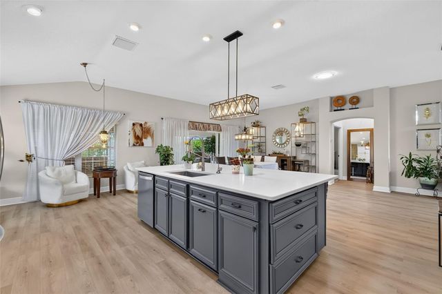 2947 RAIN LILY LOOP, The Villages, FL 32163