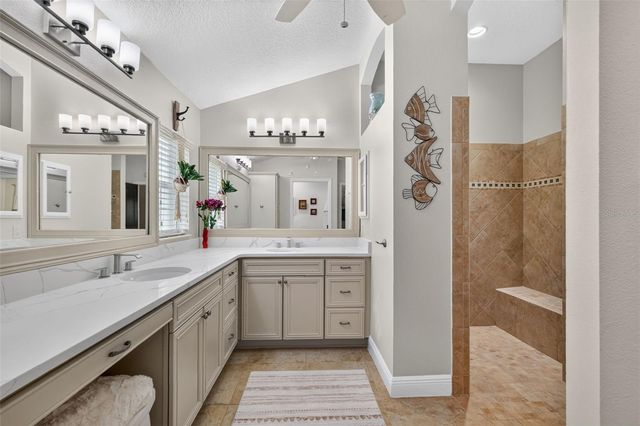 2947 RAIN LILY LOOP, The Villages, FL 32163