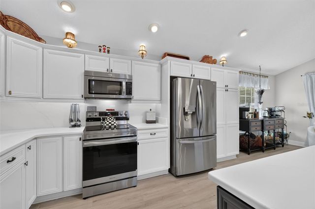 2947 RAIN LILY LOOP, The Villages, FL 32163
