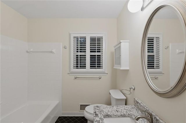 3969 Briaridge Circle, Doraville, GA 30340