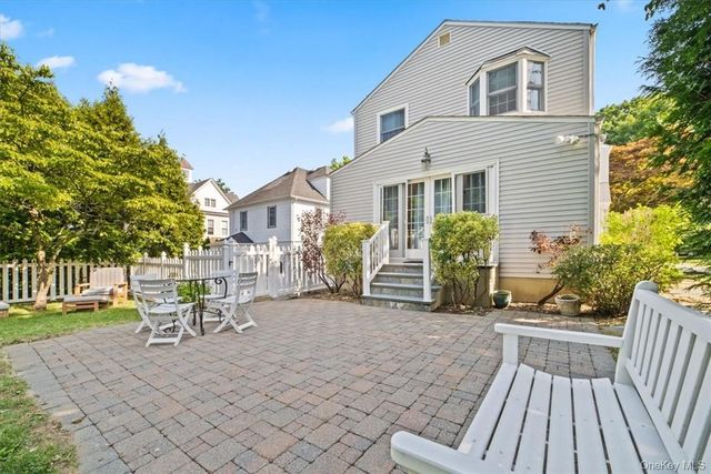 72 Grand Boulevard, Scarsdale, NY 10583