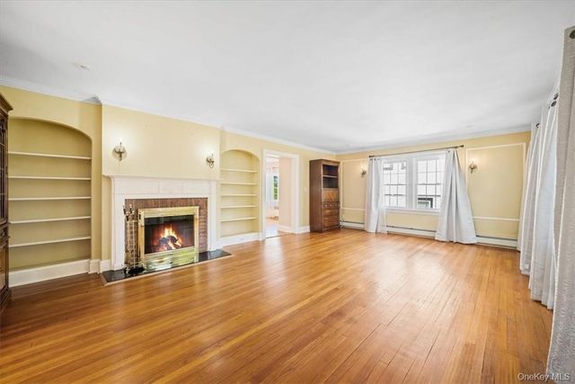 72 Grand Boulevard, Scarsdale, NY 10583