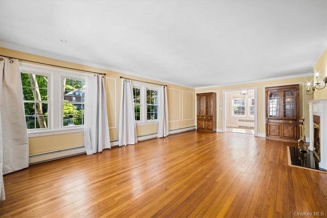 72 Grand Boulevard, Scarsdale, NY 10583