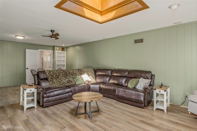 601 Dodd Drive, Shreveport, LA 71107