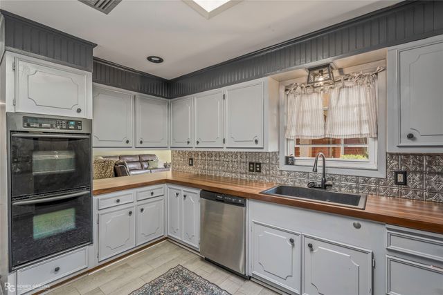 601 Dodd Drive, Shreveport, LA 71107