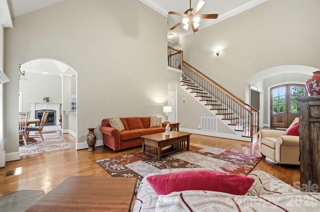 146 Orchard Farm Lane, Mooresville, NC 28117