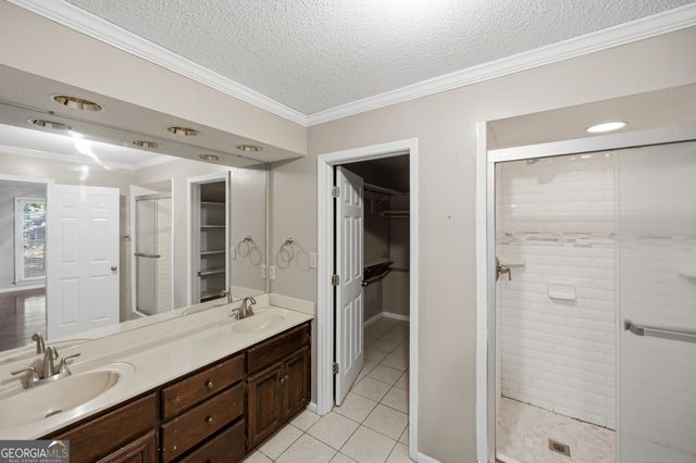 1215 Craddock Way, Macon, GA 31210