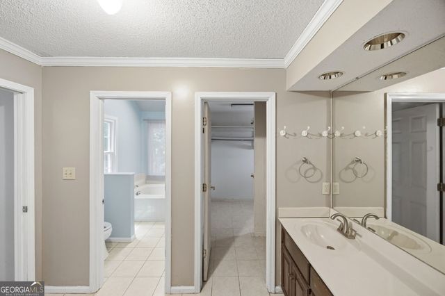 1215 Craddock Way, Macon, GA 31210