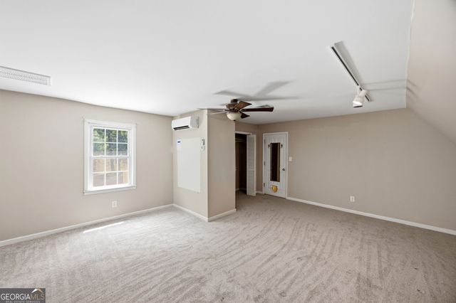 1215 Craddock Way, Macon, GA 31210