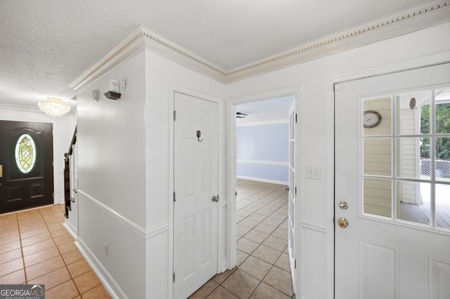 1215 Craddock Way, Macon, GA 31210