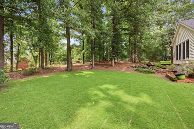 1215 Craddock Way, Macon, GA 31210