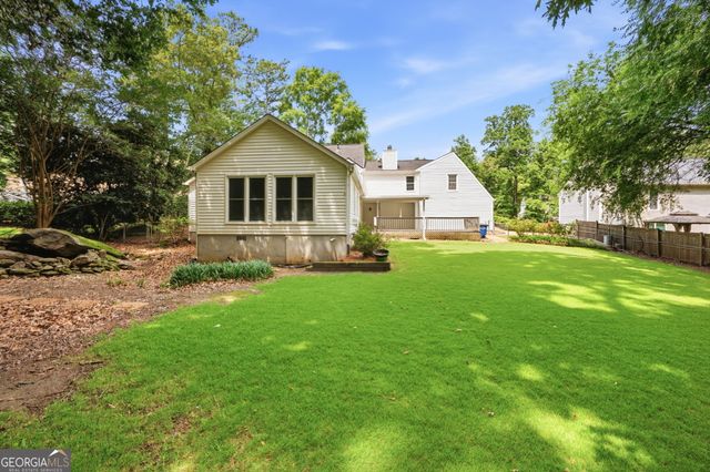 1215 Craddock Way, Macon, GA 31210