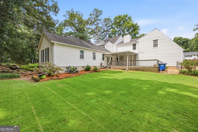 1215 Craddock Way, Macon, GA 31210