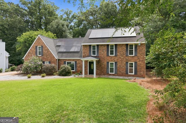 1215 Craddock Way, Macon, GA 31210