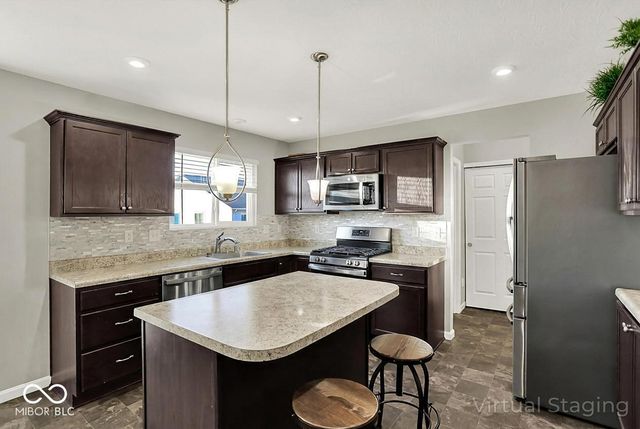 624 Van Buren Street, Greenfield, IN 46140