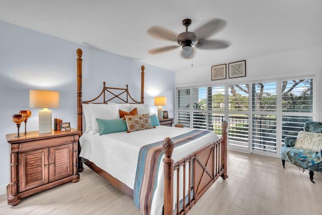 3073 N Palm Aire Drive 3073, Pompano Beach, FL 33069