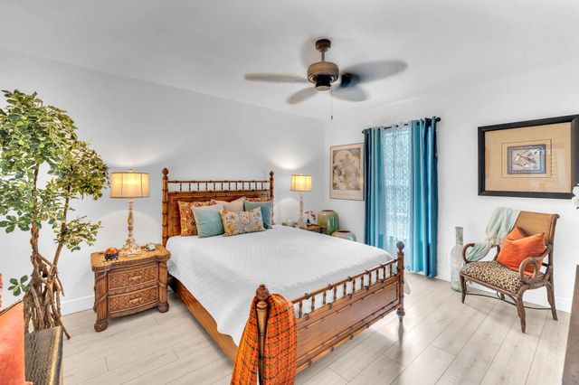 3073 N Palm Aire Drive 3073, Pompano Beach, FL 33069