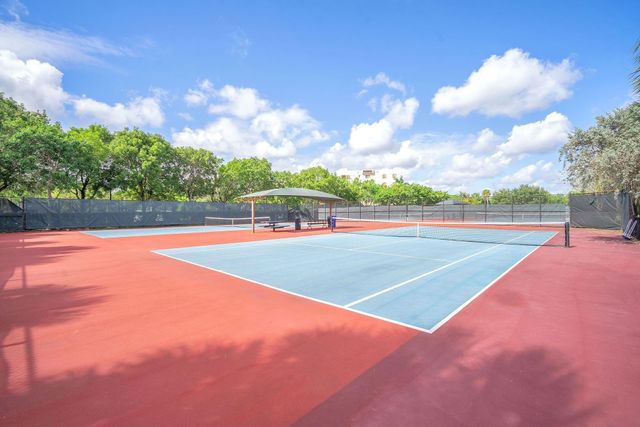 3073 N Palm Aire Drive 3073, Pompano Beach, FL 33069