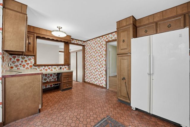 139 Union St, Weymouth, MA 02190