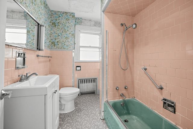 139 Union St, Weymouth, MA 02190
