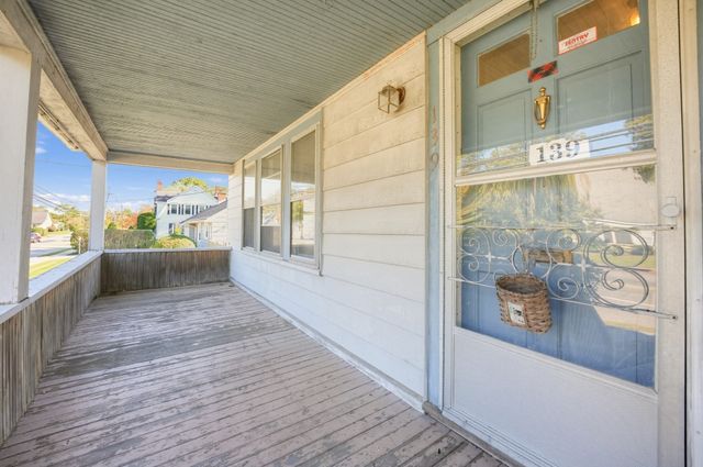 139 Union St, Weymouth, MA 02190