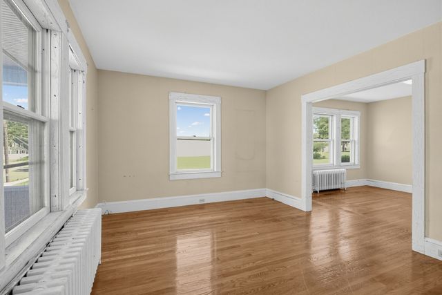 139 Union St, Weymouth, MA 02190