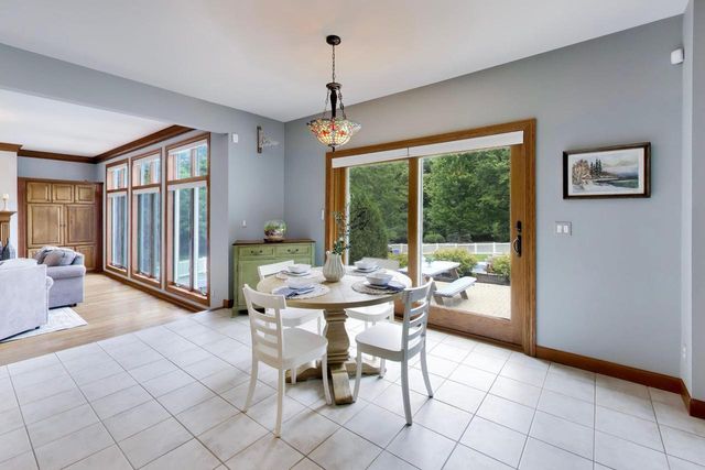 N2988 Lake Forest CIRCLE, Lake Geneva, WI 53147