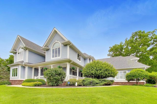 N2988 Lake Forest CIRCLE, Lake Geneva, WI 53147