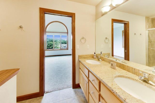 N2988 Lake Forest CIRCLE, Lake Geneva, WI 53147