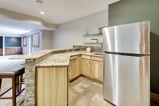 N2988 Lake Forest CIRCLE, Lake Geneva, WI 53147