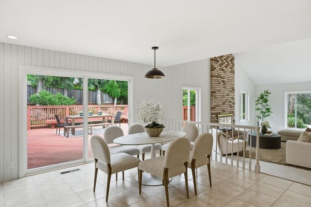 65 Falkirk Lane, Hillsborough, CA 94010